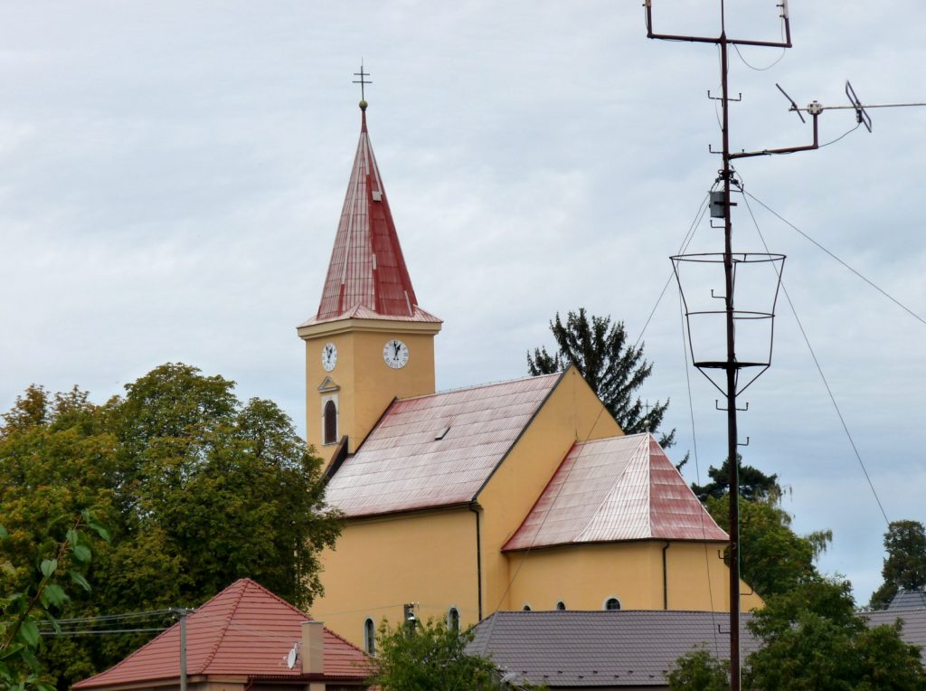 radosna-katolikus-templom (8)