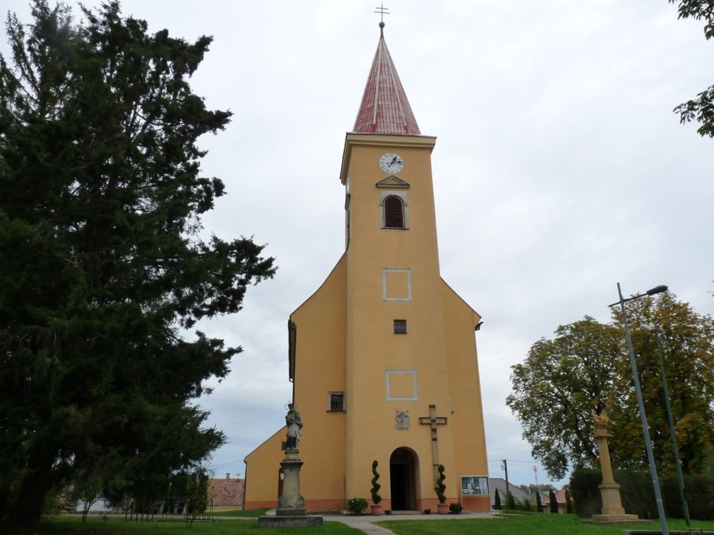 radosna-katolikus-templom (7)