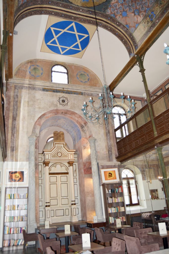 nagyszombat-ortodox-zsinagoga (17)