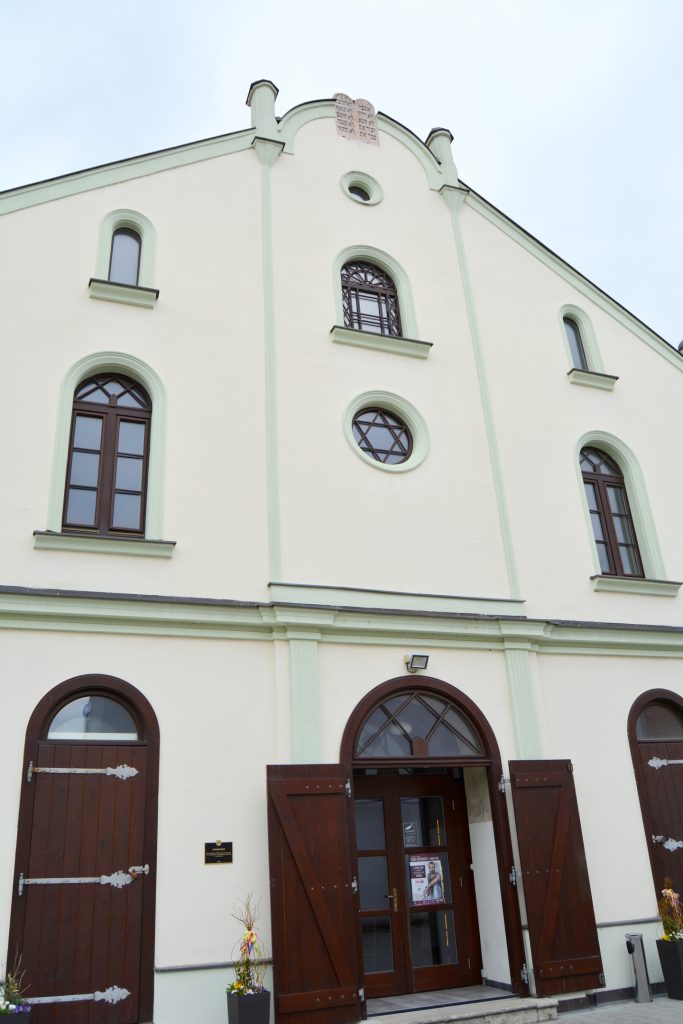 nagyszombat-ortodox-zsinagoga (5)