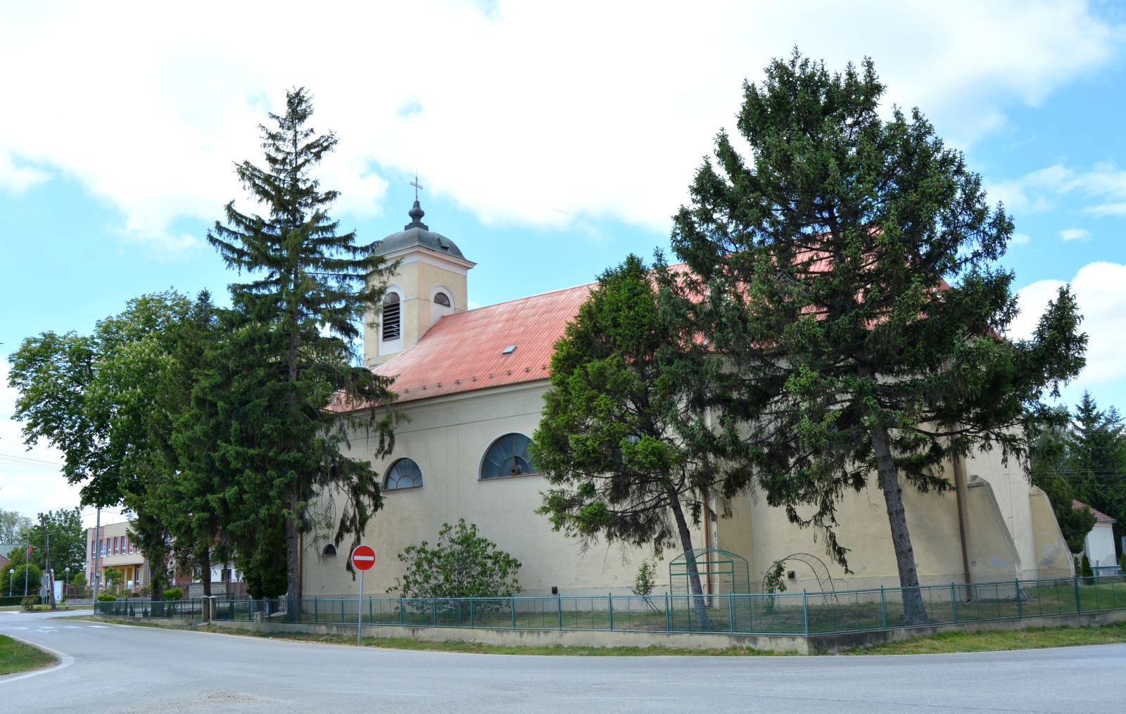 kiralyrev-katolikus-templom (6)